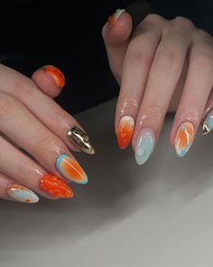 Aura Nail, Mani Ideas, Fake Nails Designs, Mirror Nails, Beauty Nails Design, Nails Desing, Orange Nails, Minimalist Nails, Fire Nails