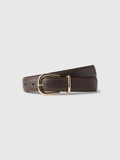 Smooth vegan leather belt.  Gold round buckle at front.  Width: 1" For more fit and sizing info, check out our Size Guide. Brown Belts Women, Brown Belt Aesthetic, Simple Belts, Brown Belt Women, Brown Belt Outfit, Belts Aesthetic, Belts Brown, Simple Belt, France Outfits