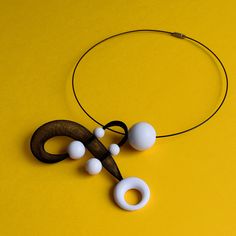 Minimalist White Necklaces For Party, Minimalist White Necklace For Party, White Minimalist Necklace For Party, Unique White Choker Necklace, Unique White Choker, Unique White Choker Jewelry, White Pendant Necklace For Party, Unique White Necklaces For Party, Unique White Necklace For Party