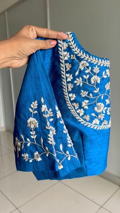 Blouse Embroidery Designs, Floral Organza Saree, Onam Outfits