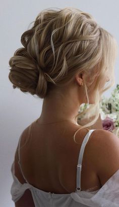 50 Best Updo Hairstyles For Trendy Looks in 2022 : Texture, Loose Low Bun for Blonde Updo Big Updo Hairstyles, Low Messy Bun Wedding Hair, Deb Hair, Trendy Updo Hairstyles, Mother Of The Groom Hairstyles, Cute Bun Hairstyles, Low Ponytail Hairstyles