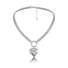 Unleash Your Edgy Side with a Touch of Elegance Step into the world of bold fashion with our Heart Pendant Punk Choker, a perfect blend of edgy punk style and feminine charm. This short-style necklace, designed for the modern woman, features a striking heart pendant hanging from a sturdy metal link chain. Its iron alloy construction ensures durability while offering a gleaming finish that captures the eye. Ideal for parties, casual outings, or adding a daring twist to your daily wear, this choke Punk Choker, Punk Inspiration, Estilo Punk, Style Punk, Link Chain Necklace, Punk Style, Style Necklace, Chain Link Necklace, Bold Fashion