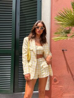 Plaid Set, Blazer Set, Yellow Plaid, Three Piece Suit, Long Weekend, Two Piece Outfit, Look Chic, Go Out