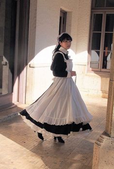 메이드 그림자료모음 : 네이버 블로그 Ancient Dress, Wrinkled Clothes, Gothic Lolita, Lolita Fashion