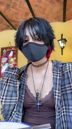 Frog Tiktok, Androgynous Hair, Boy Hair, Shot Hair Styles, Hair Makeover, Hair Reference, Cut My Hair, Tiktok Watch