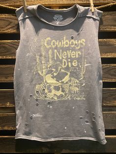 Country Deep Cowboys Never Die distressed acid wash with splatter detail muscle tank top available in faded black Bleach Dye Patterns, Bleach Dye Techniques, Business Women Dress, Business Dress Women, Badass Outfit, Muscle Tank Top, Bleach Dye, Muscle Tank Tops, Muscle Tank