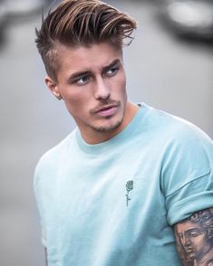 My world — menstylica: johnnyedlind | menstylica Mens Hairstyles With Beard, Hairstyle Men, Mens Toupee, Mens Hairstyles Medium, Stylish Short Haircuts, Haircut Men, Mens Haircuts, Mens Haircuts Short