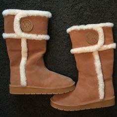 Tan Nwot Michael Kors Boots. I Send Gifts With Every Purchase Also! Michael Kors Boots, Michael Kors Shoes, Winter Rain, Rain Boots, Michael Kors, Size 7, Women Shoes, Boots, Women Shopping