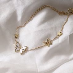 Our Chrysalis Butterfly Bracelet is a dainty chain bracelet for butterfly lovers! Gold Plated on 925 Silver Antler Bracelet, Jewelry Layering Bracelets, Travel Inspired Jewelry, Double Chain Bracelet, Chainmail Bracelet, Dainty Gold Bracelet, Bracelet Quotes, Compass Bracelet, Bamboo Earrings