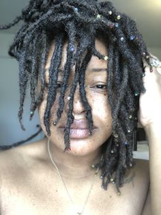 Curling Dreadlocks, Loc Smithing Method, Loc Sprinkles Natural Hair, Beaded Locs, Locs Starting, Diamond Parts Locs, Locs Diamond Parts, Loc Sprinkles, Loc Sprinkles Locks