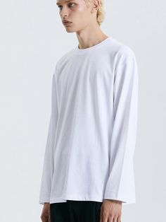 Editor's notesIt is a set of two pieces of basic long sleeves t-shirt. Made of polyester blend cotton fabric, it has soft and smooth touch. The basic design and semi-oversized silhouette make the t-shirt easy to style with its comfy fit.- Semi-oversized fit- Ribbed neck- Two pieces setMeasurements(in.)95 / 100 / 105 / 110- Length: 28.1 in. / 28.7 in. / 29.3 in. / 29.9 in.- Shoulder: 21 in. / 21.7 in. / 22.3 in. / 22.9 in.- Chest: 21.5 in. / 22.4 in. / 23.4 in. / 24.4 in.- Sleeve Length: 22.4 in. / 23 in. / 23.6 in. / 24.2 in.*Model info: Height 6’ 1” Weight 143.3 lbs / Fitting size: Size 105Composition & Care- 70% Cotton, 30% Polyester- Hand wash recommended- Machine washableDesigner- by TNGT Basic Long Sleeve Top For Layering, Long Sleeve Plain T-shirt For Streetwear, Plain Long Sleeve T-shirt For Streetwear, Oversized Long Sleeve Classic T-shirt, Basic Long Sleeve T-shirt For Layering, Plain Long Sleeve Tops For Streetwear, Classic Oversized Long Sleeve T-shirt, Oversized Long Sleeve Basic T-shirt, Basic Oversized Long Sleeve T-shirt