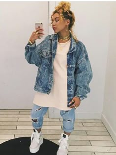 Girly Tomboy Outfits, Girly Tomboy, Looks Hip Hop, Denim On Denim, Mode Inspo