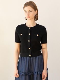 This is a feminine and unique top by JMARK New York that is made out of high quality and sturdy fabric. With trendy design detail and refined romantic mood, you can style it for your daily casual outfit.- High quality gold buttons- Light and soft fabric- Ribbed neckline, cuffs, and hem Costume Inspo, Romantic Mood, Unique Top, Knit Crop Top, Ribbed Neckline, Gold Buttons, Casual Outfit, Soft Fabric, Design Details