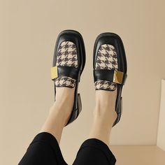 These loafers are designed in a timeless, minimal silhouette, so you'll be sure to wear them often. Made from soft leather, soft bottom that ensure all-day comfort. Wear yours with tailoring and denim alike. Color: Black/BrownMaterial: CowhideLining: Genuine LeatherInsole: CowhideSole: RubberHeels: 4 cm/1.58"Weight:Fit: Medium to Wide, Runs Normal.Origin: Made in China Production Time: About 5-7 days (Any exceptional case will email you, Please pay attention to your email left) Shipping Time: Fr Textured Sole Closed Toe Slip-ons For Office, Black Square Toe Leather Shoes For Office, Black Leather Sole Slip-ons For Office, Flat Heel Slip-ons With Leather Footbed For Work, Business Slip-on Platform Loafers, Black Flat Heel Dress Shoes For Work, Black Square Toe Oxfords For Work, Black Brogue-detailed Slip-ons For Office, Black Brogue Detailed Slip-ons For Office