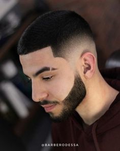 Short Hair With Designs, Buzzcut Men Fade, Straight Thick Hair, Kids Haircut, Fade Cut, Buzz Cuts, Beard Fade