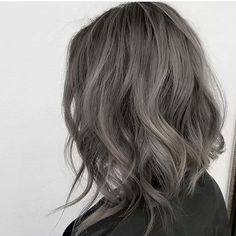 Hair Highlights Short Hair, Highlights Short Hair, Winter Blonde Hair, Silver Hair Highlights, Ashy Hair, Best Ombre Hair, Red Ombre Hair, Short Hair Highlights, 2018 Hair