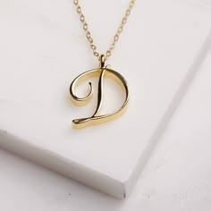 "D Initial Necklace - Timeless cursive \"D\" initial gold pendant - Personalized, Monogram jewelry for women - Vintage inspired font. Delicate \"D\" initial. Perfect every day necklace. Lovely gift for your self, sister, bridesmaids, new mom. Convo me if you would like to customize the length of the chain. The possibilities are endless. Pendant: Base metal is brass and 16K gold plated. Chain is 18 inches, gold filled. (if you would like a longer or shorter chain, please contact us to customize i Alphabet Necklace Initials, Letter Necklace Gold, Wedding Minimalist, Alphabet Necklace, Gold Letter Necklace, Necklace Initial, English Alphabet, Initial Necklace Gold, Initial Pendant Necklace