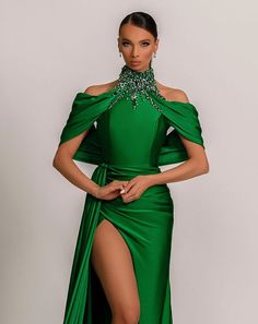 Fitted Dark Green Evening Dress For Gala, Dark Green Evening Dress For Gala, Dark Green Gala Evening Dress, Luxury Green Gala Dress, Luxury Green Formal Dress, Green Luxury Evening Dress, Luxury Green Cocktail Gown, Elegant Dark Green Gala Dress, Fitted Dark Green Evening Dress For Banquet