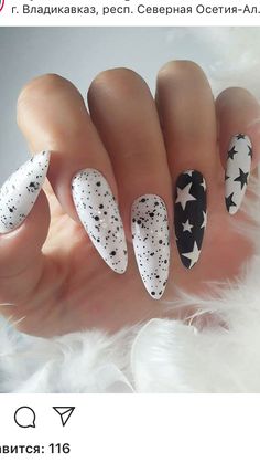 Nail Art Designs 2023, Star Nail Designs, Valentine Nail Art, Star Nails, Valentines Nails, Cute Acrylic Nails, Love Nails, Trendy Nails