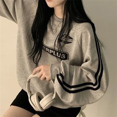 Vintage Logo Print Striped Sleeve Sweatshirt