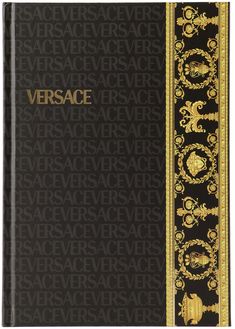 a black and gold book cover with the words versa on it's front page