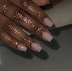 Stud Acrylic Nails, Milky Pink Bridal Nails, Simple And Elegant Nails Classy, Basic Nails Black Women, Simple Nails For Office, Shorties Nails Plain, Clean Gel Nail Designs, Long Finger Nails Natural, Natural Ombre Nails Square