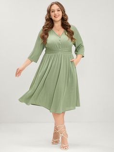 Plain Button Detail Pocket Ruched Rib Knit Flutter Dress Sage Color Dress, Curvy Dresses, Carpet Outfits, Red Carpet Outfits, Knit Dresses, Flutter Dress, Sage Color, Trendy Dress, Curvy Dress