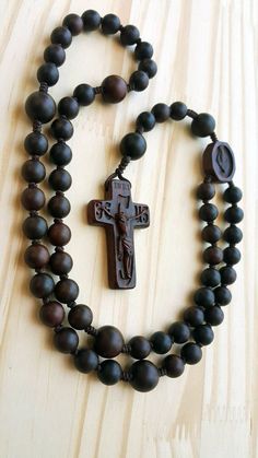 good 👍 Knotted Rosary, Mens Rosary, Wooden Rosary, Cracked Wallpaper, Money Wallpaper Iphone, Iphone Wallpaper For Guys, Iphone Dynamic Wallpaper, Cross Wallpaper, Bitcoin Business