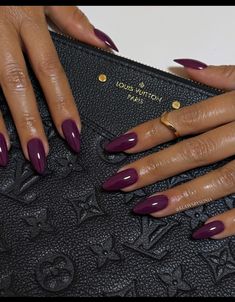 Almond Plum Nails, Sugar Plum Nails, Violet Starling, Nails 2024 Autumn, Red Chrome Nails Almond, Holiday Almond Nails, Winter 2024 Nails, Mulberry Nails, Dark Plum Nails