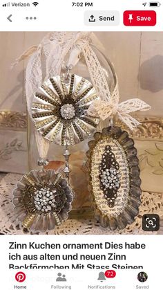 an image of some kind of broochies on a table with other items in the background