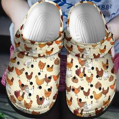 Lightweight construction with breathable mesh fabric provides a comfortable and flawless fit. Chicken Funny, Funny Shoes, Crocband Clog, Crocs Clog, Chicken Pattern, Crocs Crocband, Comfort Shoe, Cute Chickens, Crocs Classic Clogs