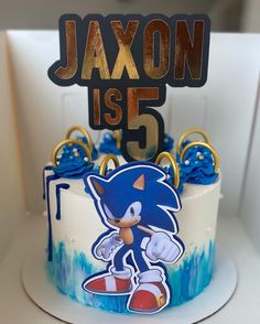 a sonic the hedgehog themed birthday cake