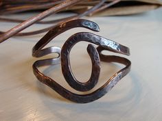 Copper Jewelry Diy, Handmade Copper Bracelet, Flatware Jewelry, Copper Jewellery, Copper Wire Jewelry, Metalsmithing Jewelry, Jewelry Advice, Soldering Jewelry