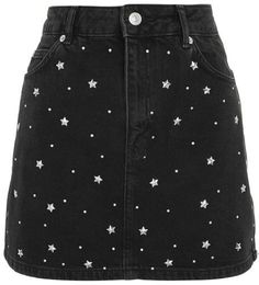 Designing Tips, Cover Dance, Going Out Skirts, Denim Skirts Knee Length, Studded Skirt, Skirts Denim, Embellished Skirt, Diy Vetement, Studded Denim