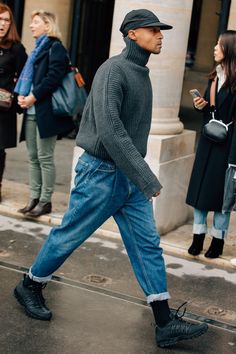 Mens Fall Outfits, Paris Fashion Week Men, Mens Fashion Work, Paris Fashion Week Street Style, Men Street, Mens Winter Fashion, Mode Inspo, Chunky Sneakers