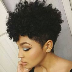 Short Afro Hairstyles, Twist Curls, Short Black Hair, Short Afro, Short Curly Wigs