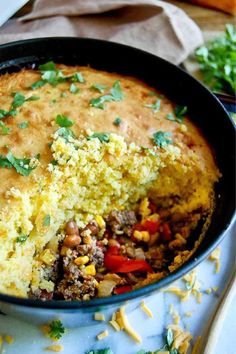 cornbread cowboy casserole in skillet Cornbread Cowboy Casserole, Casserole With Beef, Ground Beef And Beans, Fall Casserole, Cornbread Topping, Cowboy Casserole Recipe, Beef And Beans, Easy Cornbread, Cheesy Cornbread