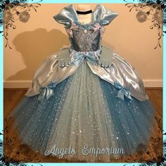 Cinderella Birthday Dress, Fancy Dress Diy, Cinderella Tutu Dress, Princess Ariel Dress, Diy Tutu Dress, Little Mermaid Dresses, Frozen Elsa Dress, Baby Birthday Dress