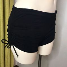 Bnwot Athleta Size Small Swim Shorts. Bought These For Hiking Around Near Water, But Didn’t Go. Bin 2 Stretch Drawstring Bottoms For Training, Stretch Bottoms With Drawstring For Training, Stretch Summer Gym Bottoms, Summer Gym Shorts Fitted, Black Workout Shorts With Drawstring, Black Drawstring Workout Shorts, Black Stretch Swim Trunks For Summer, Black Stretch Summer Swim Trunks, Black Summer Workout Bottoms