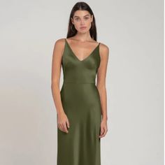 Jenny Yoo Dress Size 2. I Am 5’4 And Wore It Easily With 4 Inch Heels Green Bias Cut Dress For Date Night, Green Midi Slip Dress For Formal Events, Green Midi Slip Dress For Formal Occasions, Green Silk V-neck Slip Dress, Elegant Green V-neck Slip Dress, Chic Green Bias Cut Dress, Classic Bias Cut Midi Length Dress, Green Silk V-neck Evening Dress, Classic Midi-length Bias Cut Dress