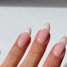 Trendy nails inspo. Do your own nails at home with the most affordable professional kit! https://amzn.to/3ImLXQL Hoco Nails, Formal Nails, Mermaid Nails, Minimalist Nails, Dream Nails