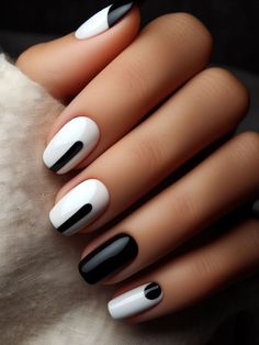 Contemporary Nails, Black And White Manicure, Cut Dog Nails, Black And White Nail, Black And White Nail Designs, Unghie Sfumate, Spring Nail Designs