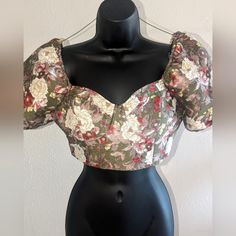 Olive Crop Floral Top Never Worn Size M Chic Floral Print Crop Top For Party, Fitted Floral Print Blouse For Night Out, Fitted Floral Print Crop Top For Party, Fitted Floral Print Crop Top For Night Out, Cropped Floral Print Party Tops, Floral Print Crop Top For Party, Festive Summer Crop Top, Fitted Floral Print Blouse For Party, Floral Print Summer Festive Tops