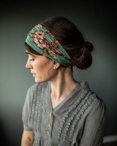 Garlands of Grace Aqua Floral Cowl Headwrap copy Garlands Of Grace, Wear Bandana, Chemo Scarves, Indigo Floral, Head Wrap Styles, Head Scarf Styles, Head Coverings, Woman Of God