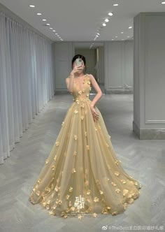 Look Gatsby, Debut Gowns, Debut Dresses, Pretty Quinceanera Dresses, Princess Ball Gowns, Prom Dress Inspiration, Fantasy Gowns, Fairytale Dress