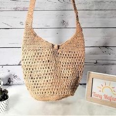 Oma Beige und schwarzen Strand Cabas in Cellulose Raphia | Etsy Black Beach Bag, Boho Chic Bags, Tree Bag, Black Beach, Bag Summer, Beige And Black, Summer Bag, Boho Bag, Palm Tree