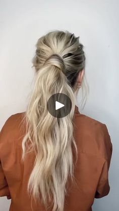 Hair Motivation, Girly Hair, Don't Blame Me, Hair And Makeup Tips, Hair Buns, Wedding Guest Hairstyles, Mom Hairstyles, Hair Blog, Easy Hair