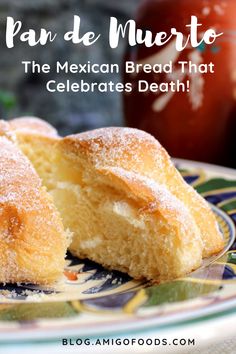 The Pan de Muerto can be enjoyed alone since it already contains many sugary notes. However, you can serve it next to Mexican chocolate pots de crème if you’re aiming for a fully authentic meal. #mexico #mexicanfood #pandemuerto #eldiadelosmuertos #dayofthedead #amigofoods Pan Loco Mexican, Day Of The Dead Recipes Easy, Mexican Sweet Bread Recipes, Traditional Mexican Desserts, Sweet Breakfast Treats