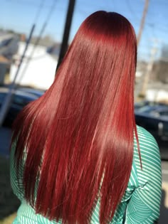 Red Hair Straight, Straight Red Hair, Red Hair Tips, Red Hair Day, Deep Red Hair, Shades Of Red Hair, Hair Color Orange, Plum Hair