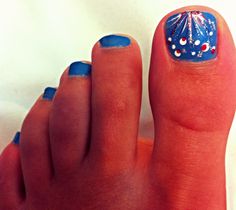 4th of July toes Fourth Of July Pedicure, Patriotic Toe Nails, 4th Of July Toenail Designs, 4th Of July Toes, Nails Rose, Toenail Art Designs, Art Tutorial